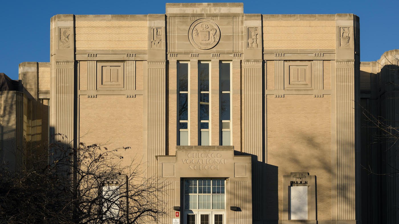 Geoffrey Baer Explores Chicagos Beautiful School Architecture Wttw